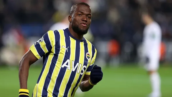 Fenerbahçe’ye derbi öncesi müjde! Enner Valencia takımla birlikte çalıştı...