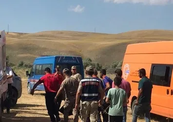 Erzurum’da yürek yakan olay! Çocuğunu kurtarmak için nehre atladı akıntıya kapıldı | O anneden yürek yakan haber