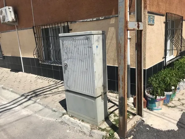 eskisehirde-gupegunduz-hirsizlik-motosikletli-kablo-hirsizlari-mahallede-huzur-birakmadi-1658476579066.jpg Eskişehir’de güpegündüz hırsızlık! Motosikletli kablo hırsızları mahallede huzur bırakmadı - 4