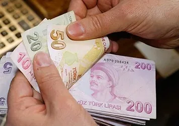 Emeklilere müjdeli haber! Farklı zam...