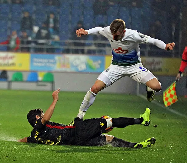 Rizespor gümbür gümbür! Farkla 3 puan... - 1