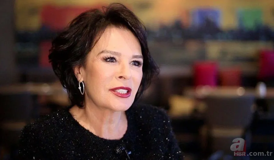 Hercai’nin Miran’ı Akın Akınözü sevgilisi Sandra Pestemalciyan ile böyle görüntülendi 23