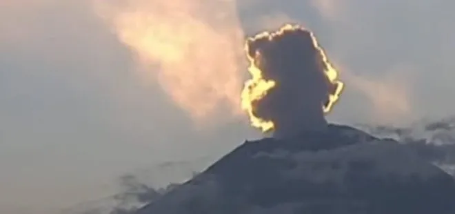 Popocatepetl Yanardağı’nda son 1 ayda 13 patlama