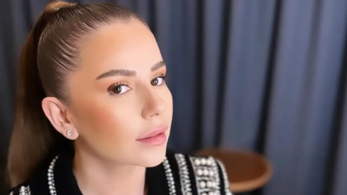 Merve Özbey’in küçük asistanı şaşırttı! "Kıyafetlerimi bile o seçiyor"