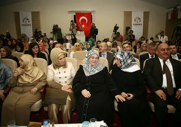 Emine Erdoğan'dan Şule Yüksel Şenler için mesaj