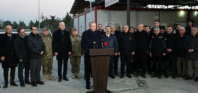Asrın felaketinde 3. gün! Başkan Erdoğan afet bölgesinde duyurdu: 10 ilde toplu konut yapılacak