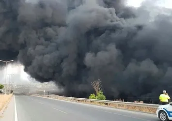 Hatay'da antrepoda yangın! Söndürme çalışmaları devam ediyor