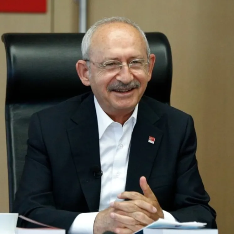 CHP’de herkes küçük hesaplar peşinde