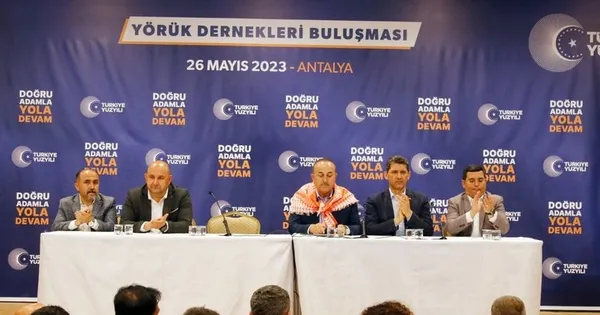 Bakan Çavuşoğlu:Kayyumları kaldırmayı taahhüt edenleri rahatsız etmeye devam edeceğiz