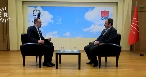 Kılıçdaroğlu'nun özerklik isteyen danışmanı halkın kırmızı çizgisi aştı! Terör kanalını konuk edip Türk bayraklarını kaldırttı - 1