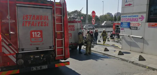 1634900183263.jpg İstanbul'da hastane yangını! Hastalar tahliye edildi - 1