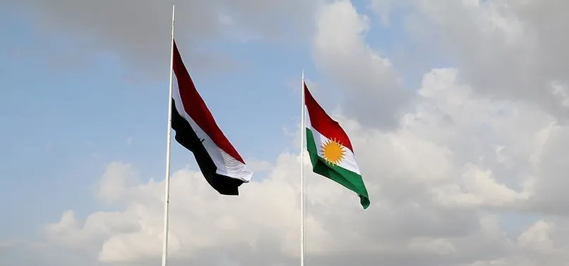 Kerkük'te Kürt bayrakları indi