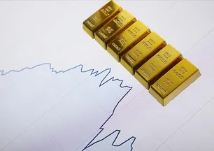 Ezber bozacak 2026 altın tahmini! 8.000 TL öncesi İslam Memiş alım sınırını açıkladı: Bu rakamı gören şaşıracak