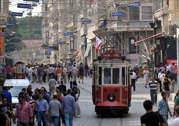 icisleri-bakani-ali-yerlikaya-yilbasi-tedbirlerini-acikladi-208-bin-personel-gorevde-1703924723050.jpg İçişleri Bakanı Ali Yerlikaya yılbaşı tedbirlerini açıkladı: 208 bin personel görevde - 2