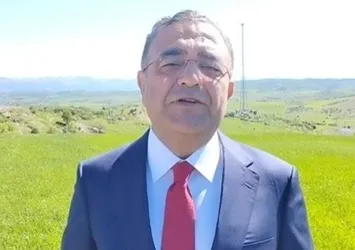CHP'li Sezgin Tanrıkulu'ndan PKK'nın kurulduğu köye ziyaret! Sosyal medyadan tepki yağdı: Hepinize söz Kandil'e bahar gelmeyecek