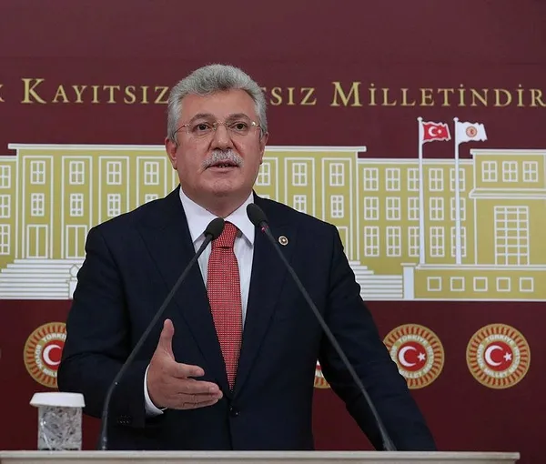 son-dakika-ak-partiden-3600-ek-gosterge-asgari-ucret-ve-eyt-aciklamasi-1648640572325.jpeg SON DAKİKA! AK Parti'den 3600 ek gösterge ve asgari ücret açıklaması! - 1