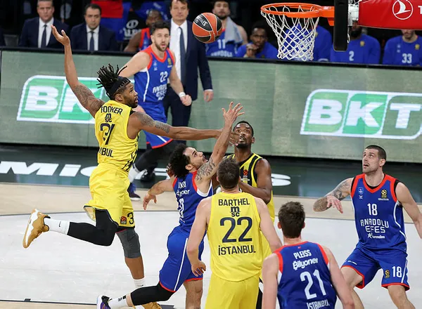 anadolu-efes-euroleaguede-fenerbahceyi-devirdi-1646337383956.jpg Anadolu Efes, Euroleague'de Fenerbahçe'yi devirdi - 1