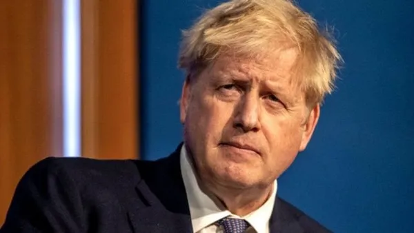 İngiltere’de istifa depremi! Boris Johnson’ı özür de kurtarmadı! 4 isimden peş peşe istifa kararları...