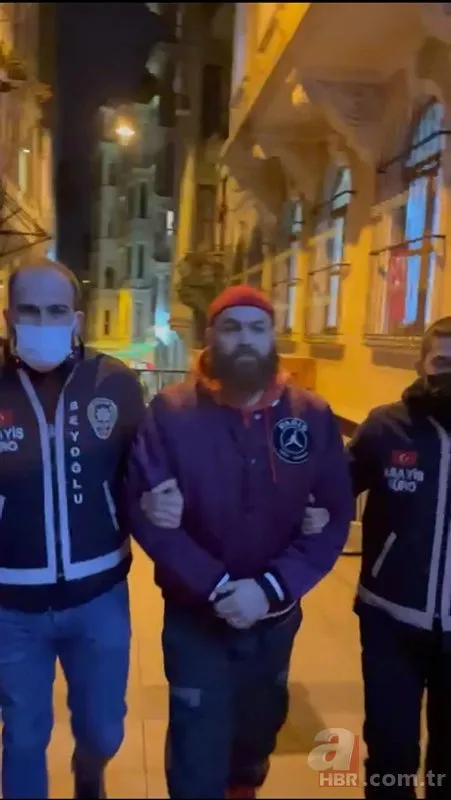 Oyuncu Bahadır Ünlü’nün müşterisine bıçakla saldırdığı anların görüntüleri ortaya çıktı
