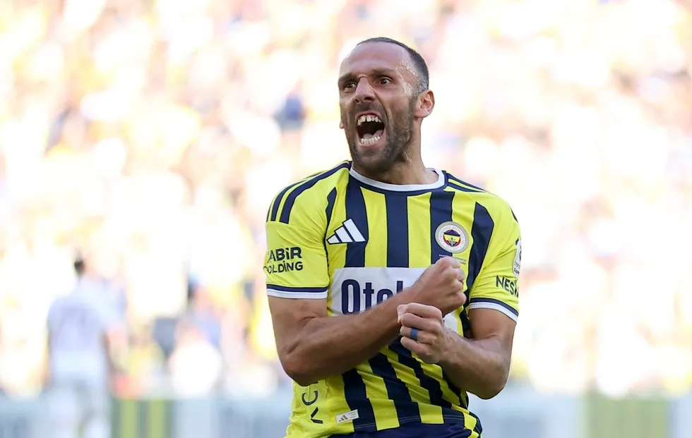 fenerbahce-eyupspor-macinda-vedat-muriqi-firtinasi-yildiz-golcu-kariyerinde-bir-ilki-yasadi-1789918697750.jpg Vedat Muriqi Eyüpspor'a karşı 4 golle şov yaptı: Sarı-lacivertlilerde maçın yıldızı oldu - 2