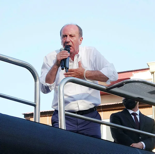 Son dakika: Eski CHP’li Öztürk Yılmaz Kılıçdaroğlu’nu topa tuttu: Yürüyen yalan makinesi