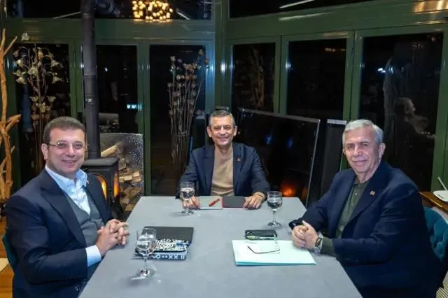 baskan-erdogan-allah-bu-milleti-chpden-korudu-1739530028468.jpeg Özgür Özel - Mansur Yavaş - Ekrem İmamoğlu