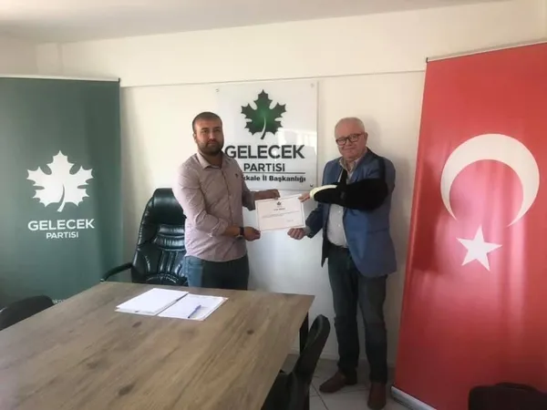 kumar-baskinindan-kacan-gelecek-partili-yildirimin-kolunun-kirilma-sebebi-hala-aciklanamadi-1589064915809.jpg Kumar baskınından kaçan Gelecek Partili Yıldırım'ın kolunun kırılma sebebi hala açıklanamadı! - 1