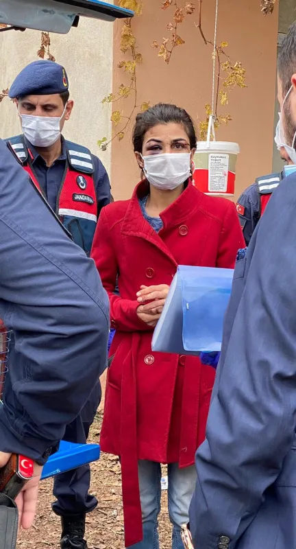 iskenceci-kocasini-olduren-melek-ipekin-ilk-sozleri-kizlarimin-kokusu-olmadan-1610346428419.jpg İşkenceci kocasını öldüren Melek İpek'in ilk sözleri: Kızlarımın kokusu olmadan... - 2