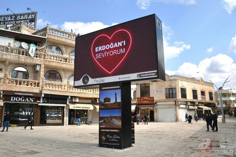 Türk milletinden ABD'deki FETÖ saldırısına Love Erdoğan cevabı! Mardin'de 5 dilde haykırıldı 4
