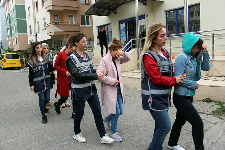 Şifreli konuşmaları çözülen fuhuş çetesi çökertildi - 2