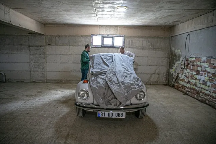 🚗Sattığı aracı 5 yıl sonra iki katına aldı… 1973 model Volkswagen Beetle’a 250 bin TL harcayıp yeniledi! Son hali görenleri hayran bıraktı
