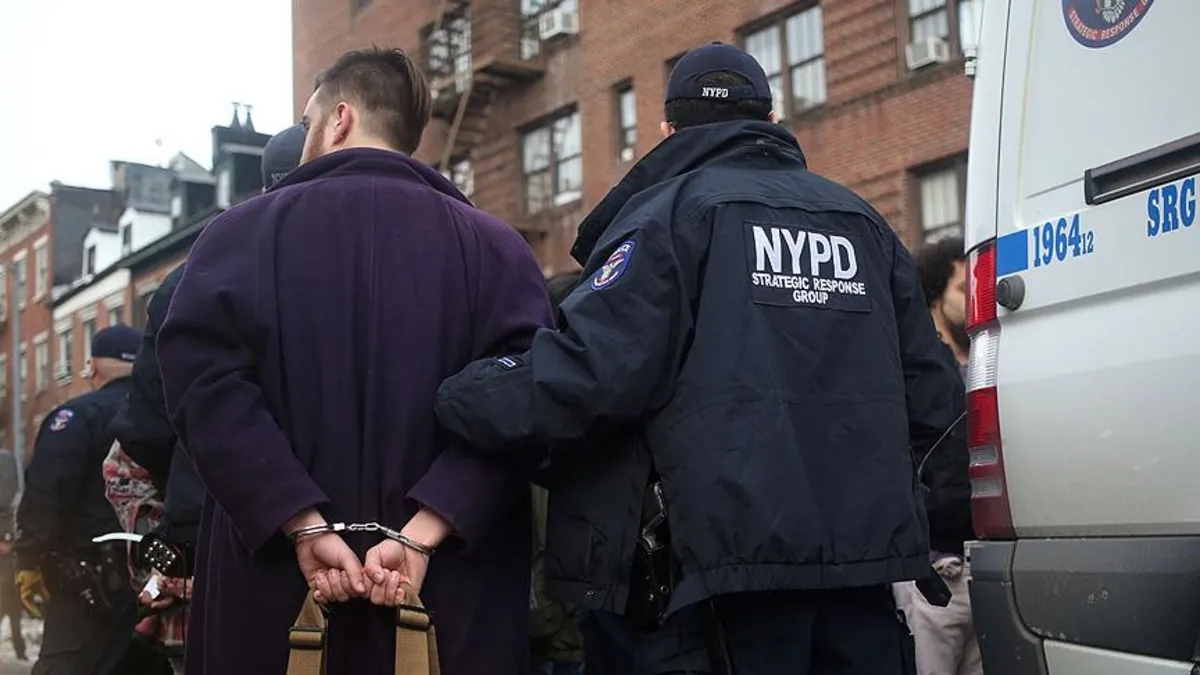 ABD'de ICE protestolarında 30 kişi gözaltına alındı