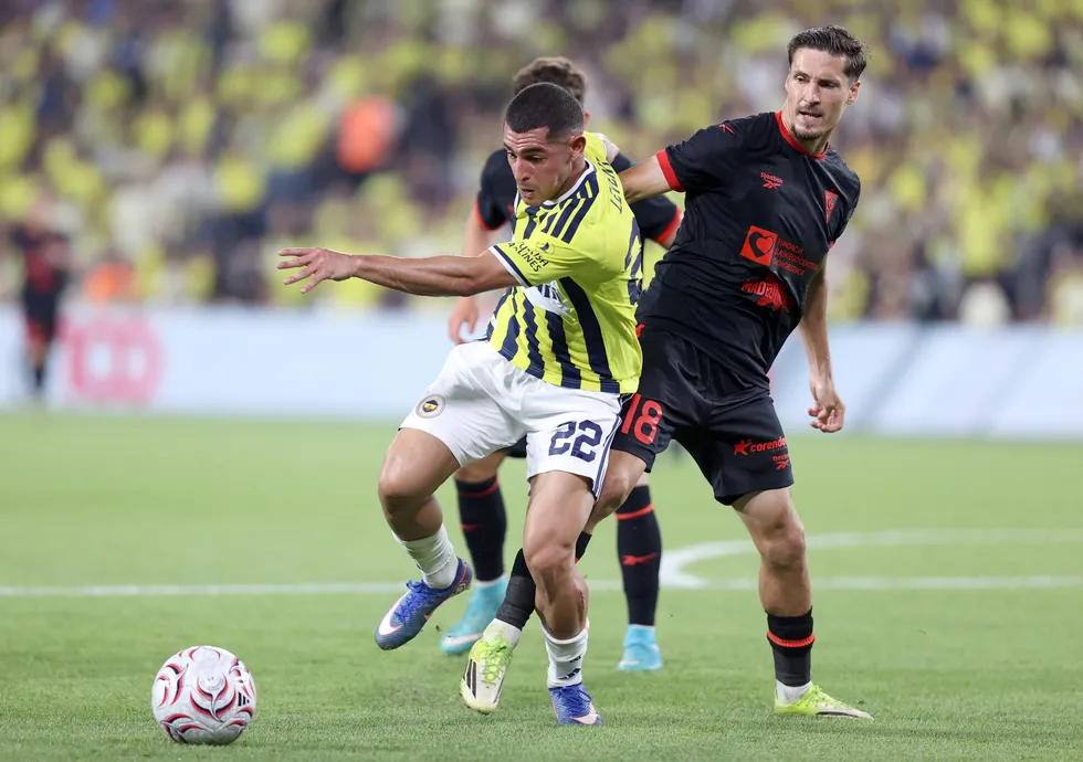kanarya-rovans-oncesi-avantaji-kapti-mac-sonucu-fenerbahce-1-0-gornik-zabrze-1784663951168.jpg Kanarya rövanş öncesi avantajı kaptı! Maç sonucu: Fenerbahçe 1-0 Gornik Zabrze - 4