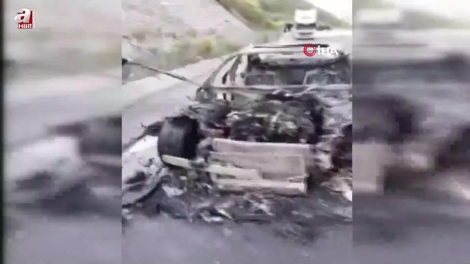 Osmaniye’de yanan otomobil küle döndü