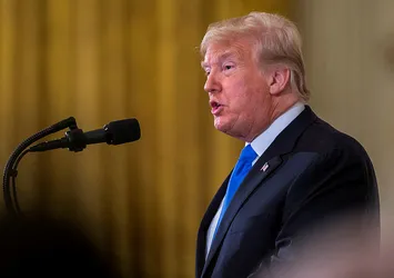 Trump göçmen beyannamesini imzaladı