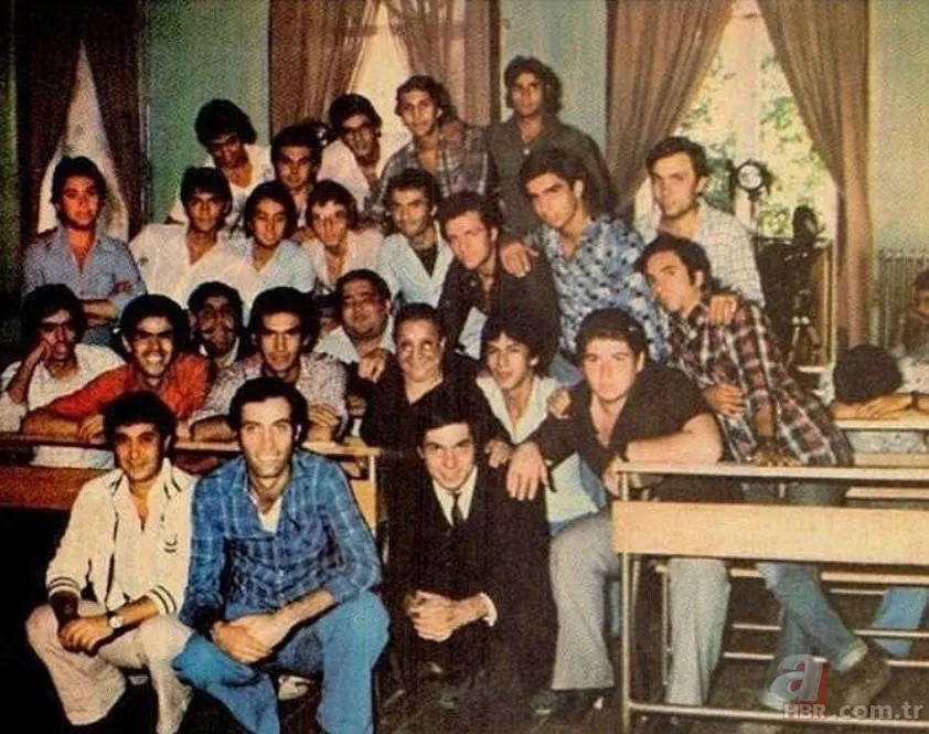 Hababam Sınıfı'nın Çalışkan Ahmet'ini tanımak imkansız! 70 yaşındaki Ahmet Sezerel'in son hali... 9