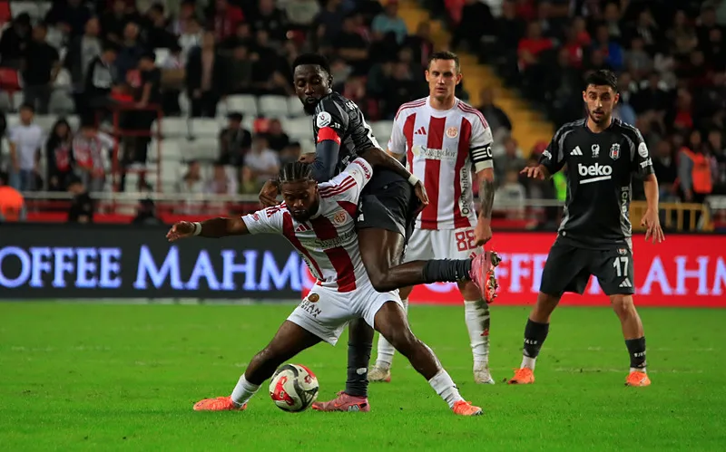 Beşiktaş Antalyaspor maçı! Sergen Yalçın'ın tek hedefi 3 puan - 1
