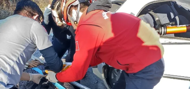 Balıkesir'de trafik kazası: 1 ölü 4 yaralı