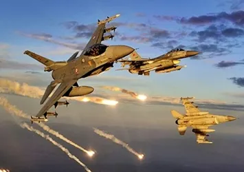 Irak'ın kuzeyine hava harekatı