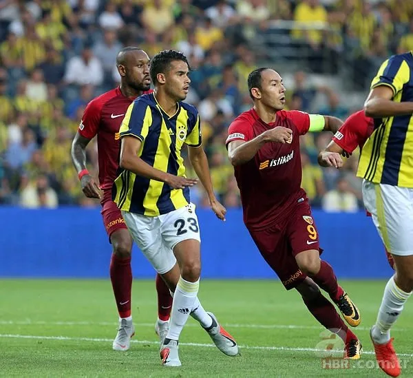 Fenerbahçe’de Phillip Cocu neşteri vuruyor