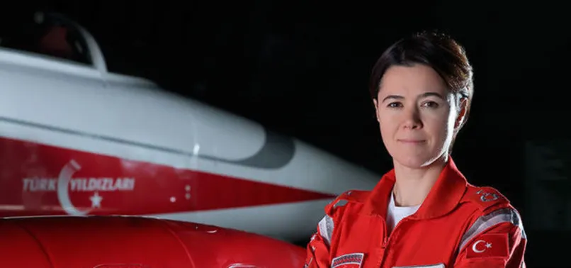 Binbaşı Esra Özatay Türk Hava Kuvvetleri'nin ilk kadın filo komutanı oldu