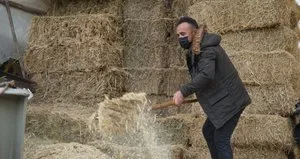 Bir gün evli kaldı hayatı karardı