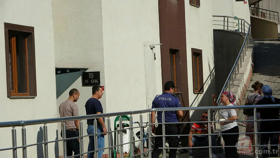 İstanbul Pendik'te vahşet! Sevgilisini boğazını keserek öldürdü! Sonra intihar etti 2