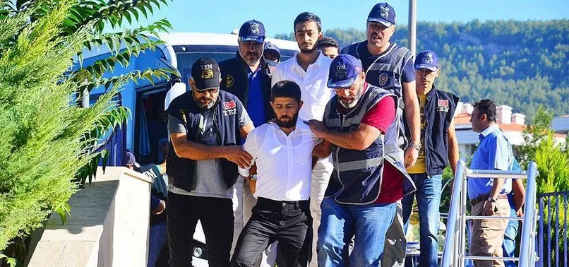 Erdoğan'a suikast girişimi: Darbeci 11 asker tutuklandı