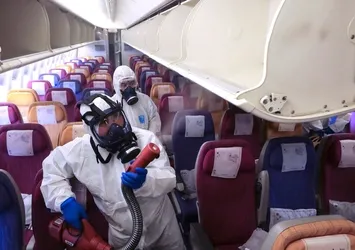 Korona uçağı! 68 yolcudan 47'si koronavirüslü çıktı