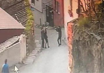 Sevgilisinin boğazına bıçak dayayan adamı vurdu! Yer: Beyoğlu