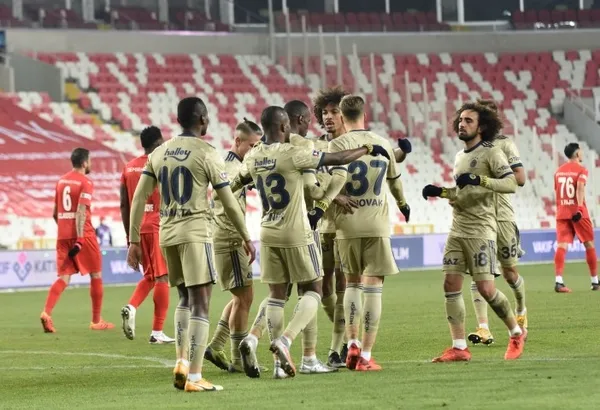 Sivasspor 1-1 Fenerbahçe MAÇ SONUCU ÖZET