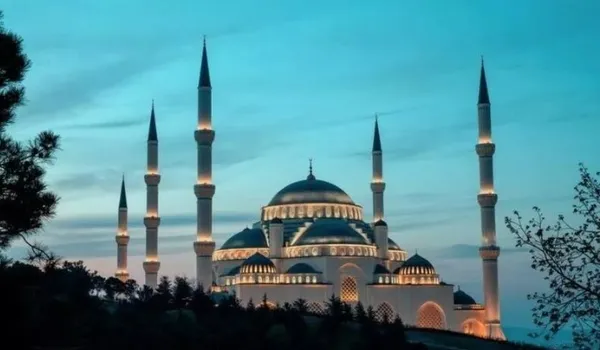 MİRAÇ KANDİLİ İFTAR SAATLERİ DİYANET 2023 | 17 Şubat akşam ezanı saat kaçta okunacak? İstanbul, İzmir, Ankara imsak ve iftar vakitleri!