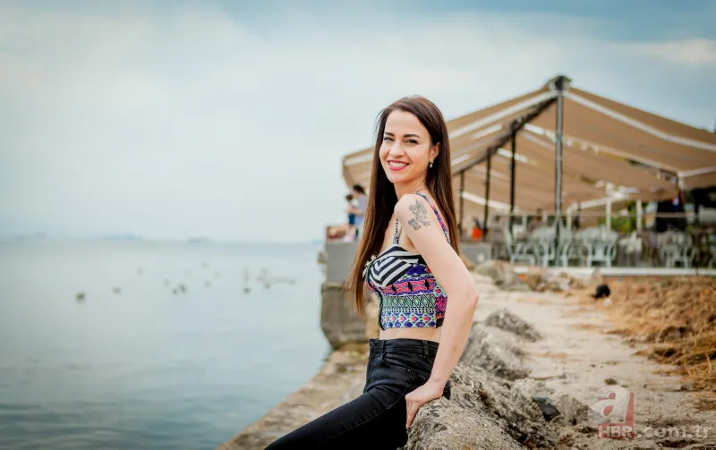 Şarkıcı ve oyuncu Zeynep Doruk dehşeti yaşadı! Köpekler saldırdı: Yüzü tanınmaz hale geldi 15