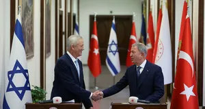 Gantz: Türkiye ile işbirliğinin kapıları açıldı